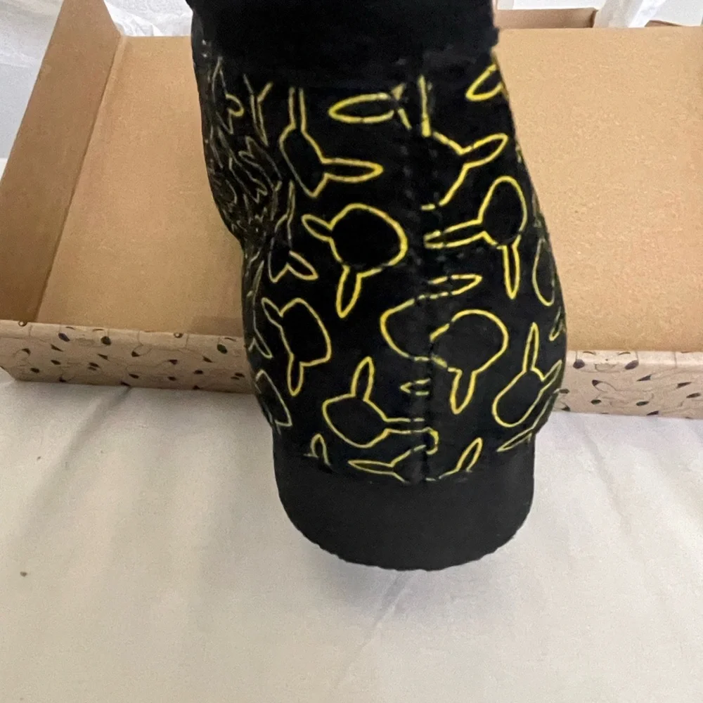 Clarks Pokemon Black and Yellow Moccasins with Textured Upper